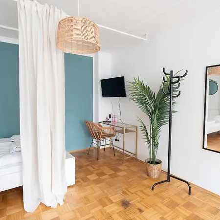 Apartment Koblenz Metternich Naehe Uni Und Bwzk