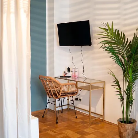 Metternich Naehe Uni Und Bwzk Apartament Koblencja